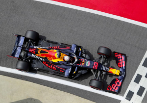 Red Bull set end-of-year deadline for power unit decision