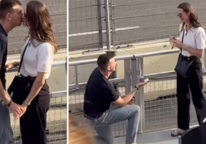 Man doet huwelijksaanzoek op tribune tijdens pole Verstappen in Bakoe