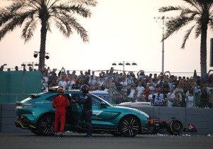 Sainz crash highlights incredible Abu Dhabi Grand Prix stat