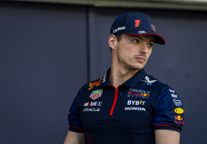 Verstappen draws battle lines between 'PURE RACERS' and 'business' in Sprint row