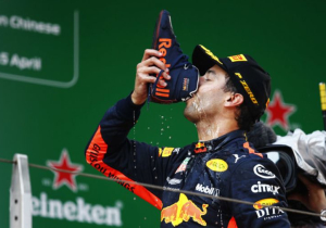 Inhaalactie Ricciardo genomineerd voor FIA Action of the Year