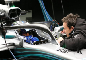 Mercedes: 'Nog geen nieuwe motoren dit weekend'