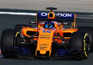 IN BEELD: De eerste ritten met de nieuwe McLaren MCL33