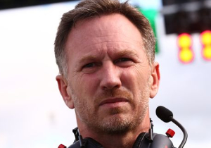 Horner hoopt op Hamilton: "Hij rijdt nog altijd op ongelofelijk niveau"