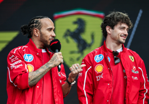 Mano a mano en carrera: PALIZA de Charles Leclerc sobre Lewis Hamilton