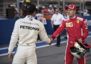 "Het is Hamilton gelukt Vettel een straf op te leggen, daar is hij goed in"