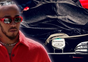 "Mercedes está considerando introducir un 'W14B'"