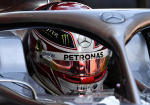 Hamilton traint in 2019 op een andere manier: "Voel me nu sterker"