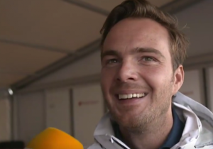 VIDEO: 'Verstappen wilde vroeger iedere ochtend gamen op de Playstation'