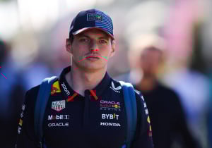 Verstappen in 'close contact' with Horner over future concerns