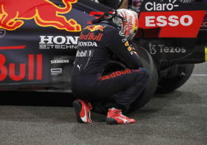 Verstappen weerspreekt kritiek over herstart Abu Dhabi: 'Deden ze in Bakoe ook'