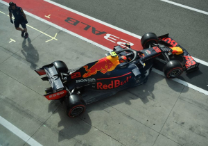 Ook Albon gehinderd: "Ik vocht eigenlijk voor plek 4 of 5"