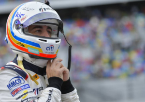 VIDEO: Fernando Alonso geeft tips om een goede racer te worden