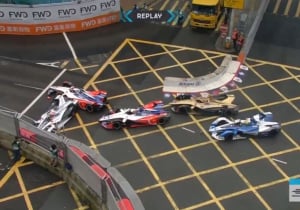 VIDEO: Wehrlein in three-way crash to red flag Formula E Hong Kong race