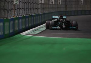 Hamilton verwacht geen gelopen koers: "Die Red Bull is zo enorm snel"