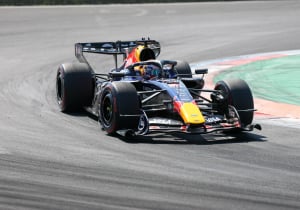 Mekies ziet vooruitgang na podiumplaats Verstappen: "Ferrari en McLaren op eigen kracht verslagen"