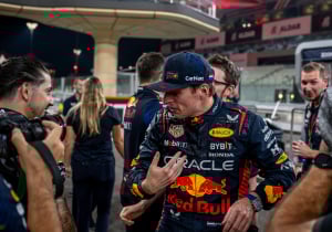 Verstappen verklapt over livery RB20: "Precies hetzelfde als vorig jaar"