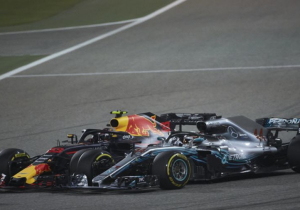 Hamilton: "Max maakt laatste tijd nogal wat fouten"