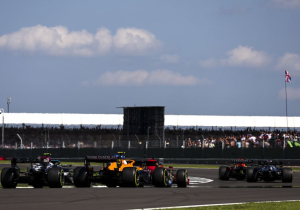 Mercedes verwacht in 2022 titelconcurrent in Ferrari