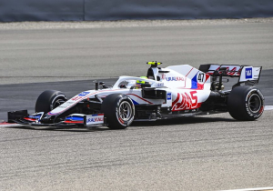 Schumacher 'felt at home' in F1 test despite limited Haas running