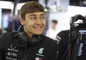 Mercedes-talent George Russel in actie voor twee Formule 1-teams