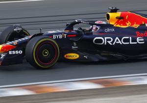 Hamilton furious with Mercedes as Verstappen clinches home victory