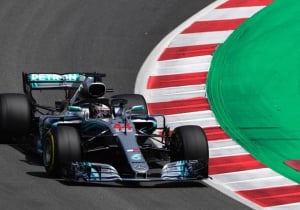 Hamilton opens lead on Vettel with dominant Barcelona victory