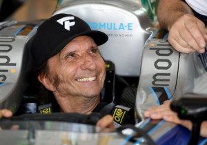 Emerson Fittipaldi: 'Vettel te agressief, moet constanter worden voor titel'
