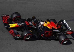 Verstappen hoopt met beter pakket op succes: 'Zijn hier niet heel gelukkig geweest'