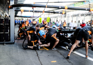 McLaren troeft Red Bull Racing voor tweede week op rij af in de pitstraat