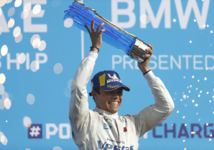 De Vries ook komend seizoen in Formule E: "Zin om de wereldtitels te verdedigen"