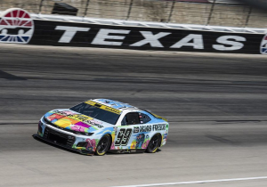 NASCAR: Locura en la Kansas 400; Suárez terminó en 15vo
