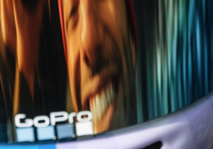 Een sneak peek van Ricciardo's nieuwe kleurrijke helm