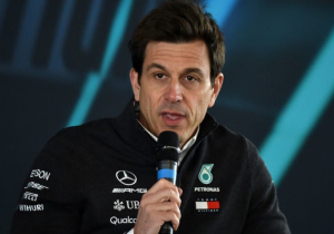 Toto Wolff: 'Ook brandstof hetzelfde voor klantenteams'