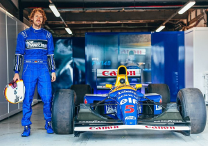 F1 urged to bring back screaming V10s following Mansell 'red five' return