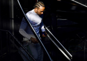 Hamilton bijt van zich af na 'nepnieuws': "Jullie proberen mijn imago al jaren te beschadigen"