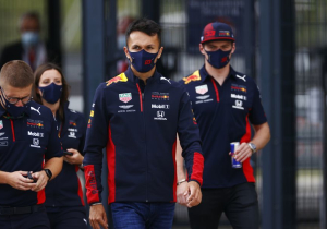 Rosberg niet jaloers op Albon: 'Teamgenoot van de koning zijn is ontzettend moeilijk'