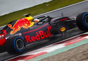 Red Bull Racing zet nieuw baanrecord in Barcelona!
