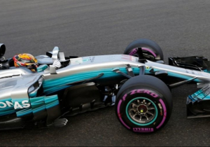 VIDEO: Zo gaat het er nu aan toe in de Mercedes-fabriek