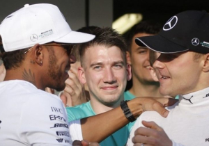 Hamilton doesn't see himself as Mercedes team leader