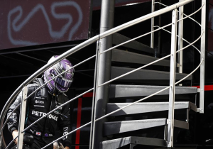 Hamilton steunt We Race As One-standpunt Formule 1: 'Maar meer impact nodig'