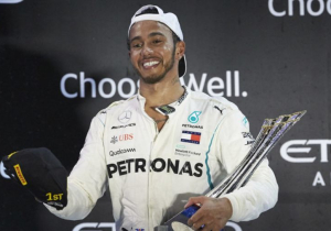 Hamilton verwacht veel van Renault: 'Kunnen misschien meedoen om titel'