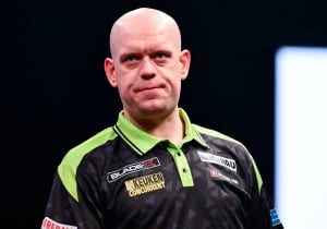 Michael van Gerwen geniet van sfeer in Zandvoort: 'Zonde dat dit de laatste keer is'