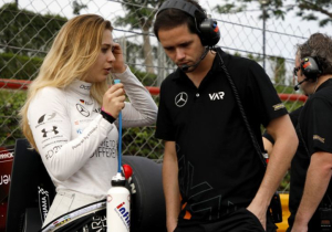 Sophia Flörsch gelijk sterk tijdens eerste dag in raceauto sinds horrorcrash