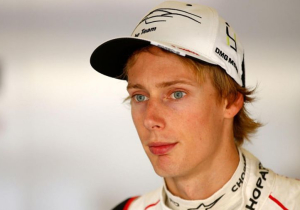 IN BEELD: Brendon Hartley stapt in het huwelijksbootje!