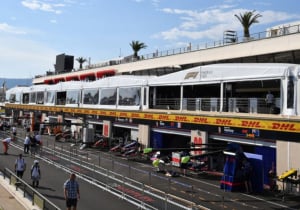 Hamilton and Ricciardo reveal 'dangerous' pit lane concerns