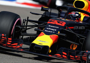 Verstappen positief over Honda-krachtbron: 'Dit weekend weer een positieve stap gemaakt'