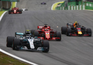 Mercedes choqueert Red Bull en Ferrari: compleet nieuwe motor meer dan 1000 PK