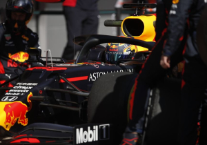 De woensdagochtend in Barcelona: Problemen bij Red Bull, Vettel spint
