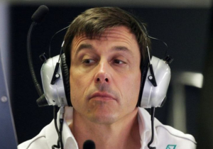 Wolff: 'McLaren had in 2018 bijna Mercedes-motor gehad'